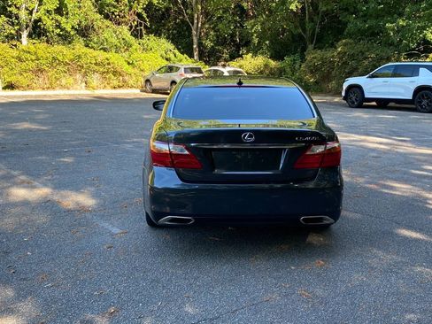 Used 2011 Lexus LS 460 L w/ Luxury Pkg RWD image 7