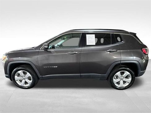 Used 2019 Jeep Compass Latitude AWD/4WD image 8