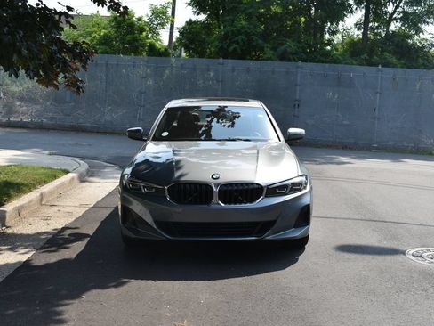Used 2026 BMW 330i Sedan RWD image 2