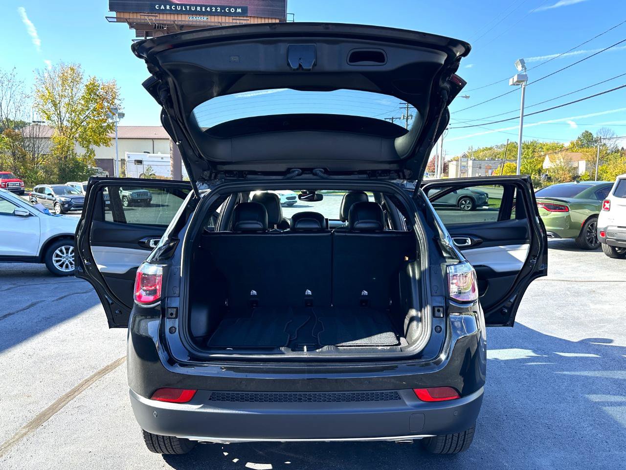 Used 2023 Jeep Compass Limited w/ Sun and Sound Group AWD/4WD image 35