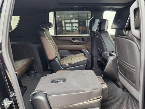 New 2026 GMC Yukon XL Denali Ultimate AWD/4WD image 54