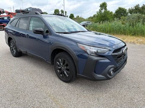 Used 2024 Subaru Outback Onyx Edition AWD/4WD image 2