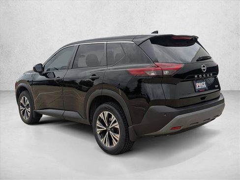 Used 2023 Nissan Rogue SV FWD image 8