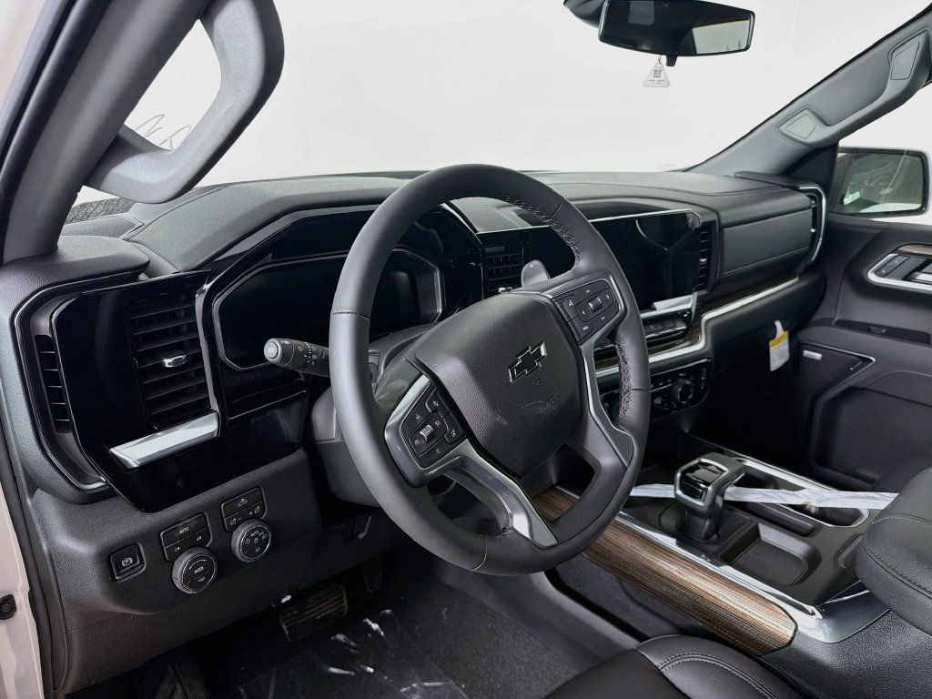 New 2026 Chevrolet Silverado 1500 RST w/ Convenience Package II AWD/4WD image 9