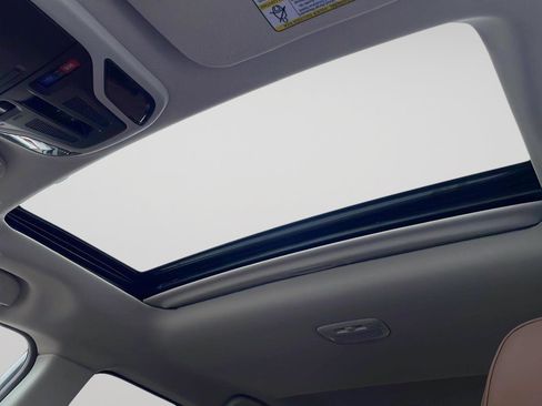 Certified 2025 Subaru Outback Touring image 19