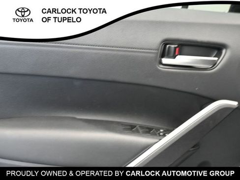Used 2025 Toyota Corolla Cross XLE w/ Convenience Package image 26