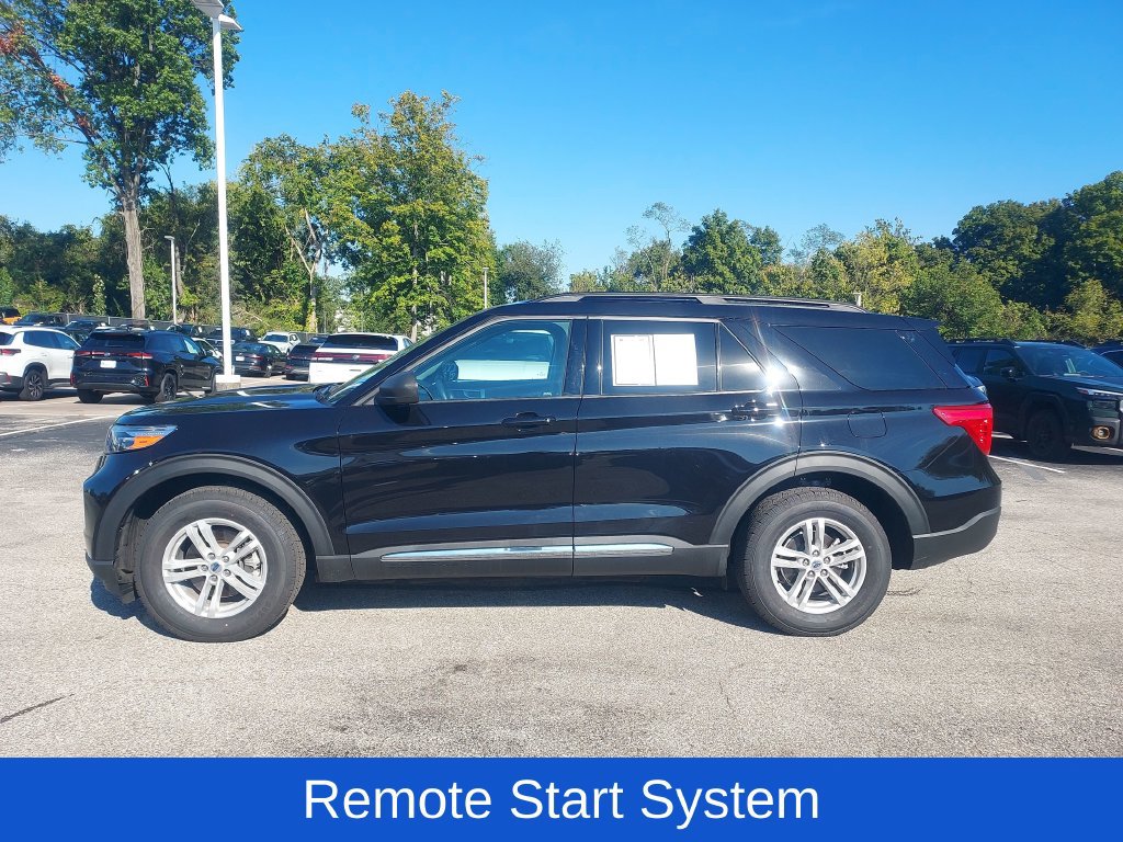 Used 2024 Ford Explorer XLT w/ Equipment Group 202A AWD/4WD image 4