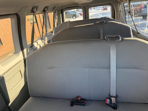 Used 2012 Ford E-350 and Econoline 350 XL w/ Interior Upgrade Pkg image 17