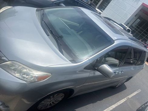 Used 2015 Toyota Sienna XLE Premium FWD image 5