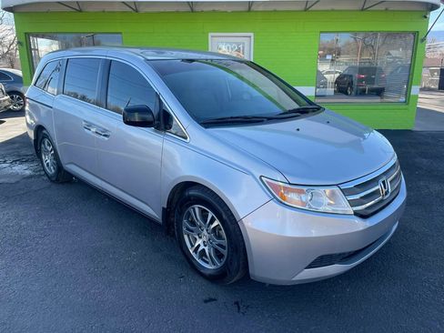 Used 2012 Honda Odyssey EX image 2