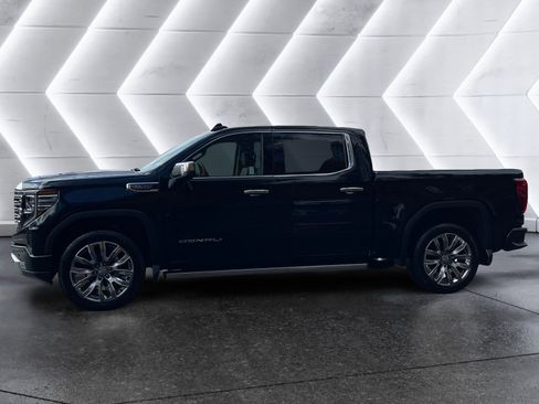 New 2026 GMC Sierra 1500 Denali w/ Denali Reserve Package image 3