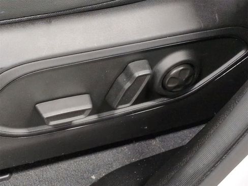 Certified 2024 Jeep Grand Cherokee L Altitude image 18