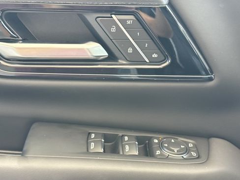 New 2026 GMC Yukon AT4 Ultimate AWD/4WD image 19