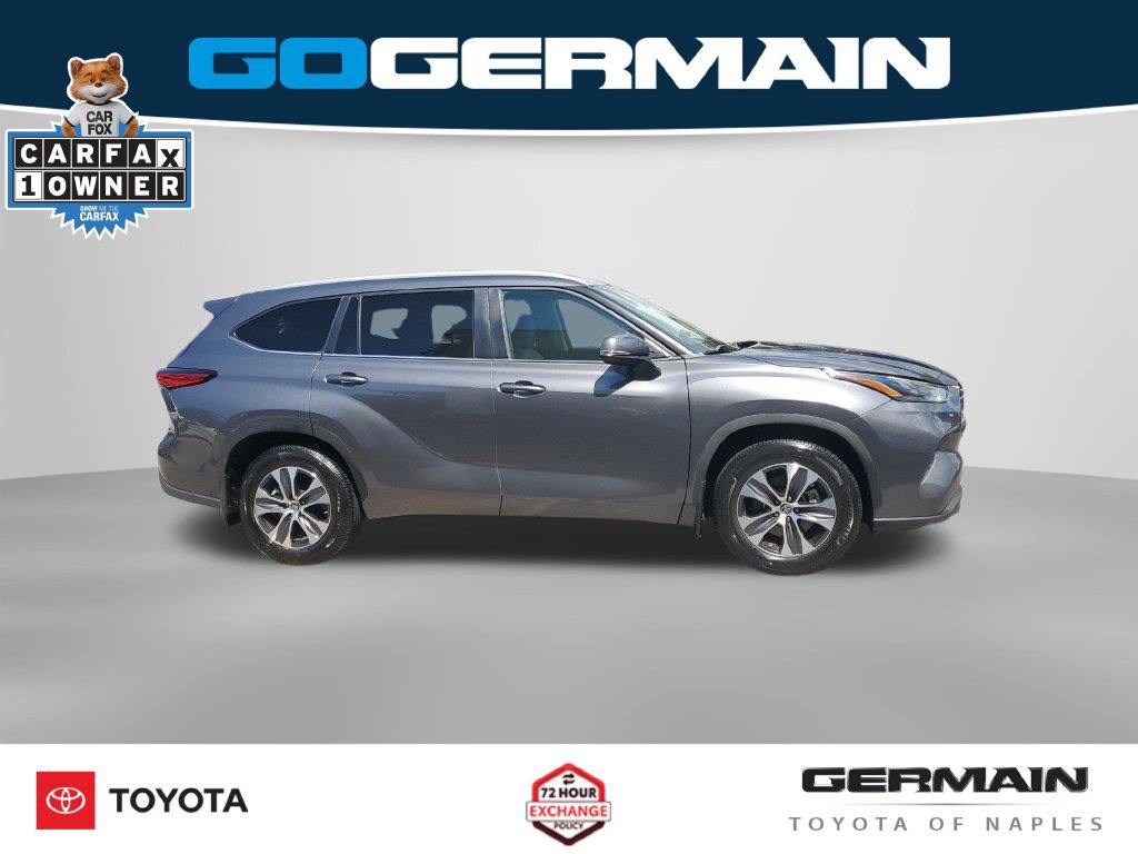 Used 2023 Toyota Highlander XLE FWD image 7
