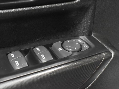 Used 2022 Chevrolet Silverado 2500 W/T w/ WT Convenience Package image 9