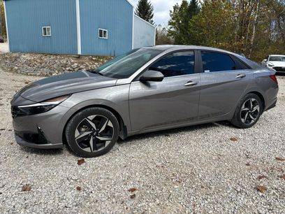 Used 2023 Hyundai Elantra Limited