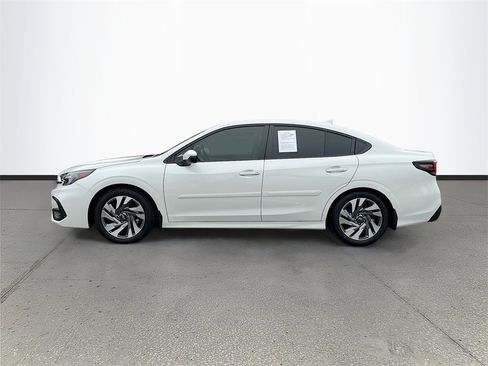 Used 2024 Subaru Legacy Limited image 4