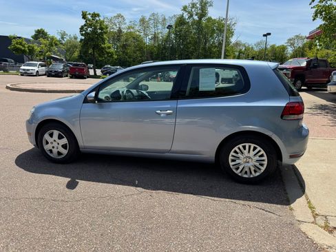 Used 2012 Volkswagen Golf 2-Door FWD image 4