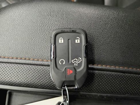 Used 2022 GMC Sierra 2500 AT4 AWD/4WD image 19