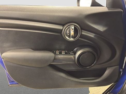 Used 2020 MINI Cooper 4-Door Hardtop image 14