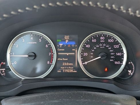 Used 2014 Lexus IS 250 RWD image 11