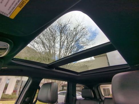 Used 2017 Jeep Grand Cherokee Trailhawk w/ Trailhawk Luxury Group image 24