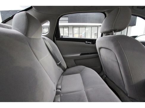 Used 2014 Chevrolet Impala Limited LS FWD image 13