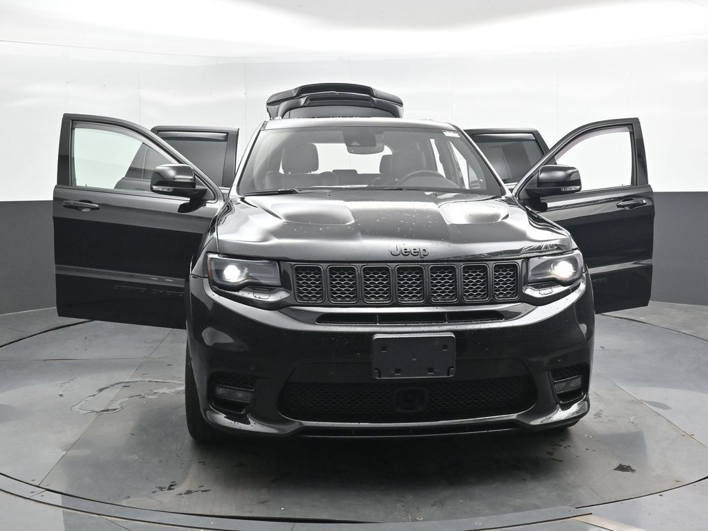 Used 2020 Jeep Grand Cherokee SRT w/ Trailer Tow Group IV AWD/4WD image 51