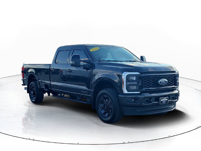 Used 2024 Ford F250 Lariat w/ Sport Appearance Package AWD/4WD image 3