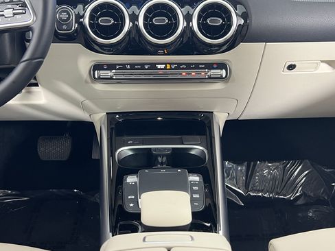 Certified 2023 Mercedes-Benz GLA 250 image 18