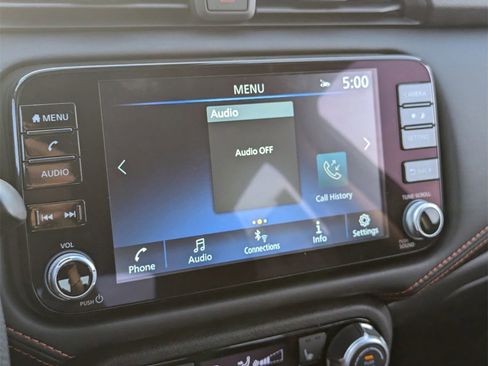 New 2025 Nissan Versa SR w/ Trunk Package image 16