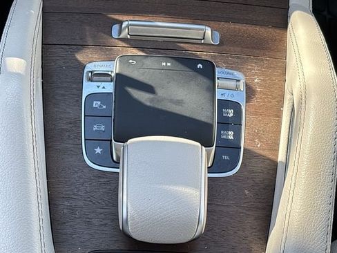 Used 2020 Mercedes-Benz GLE 350 image 17