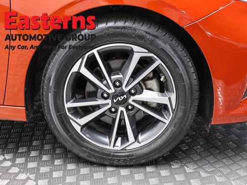 Used 2023 Kia Forte LXS w/ LXS Technology Package FWD image 30