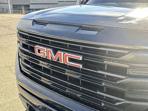 Certified 2024 GMC Sierra 1500 Elevation image 27
