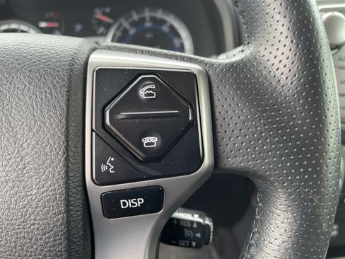 Used 2016 Toyota 4Runner Limited AWD/4WD image 21