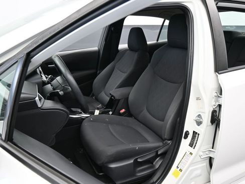 Used 2021 Toyota Corolla LE FWD image 10