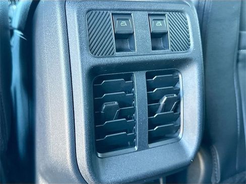 New 2025 Ford Bronco Outer Banks w/ Sasquatch Package image 18