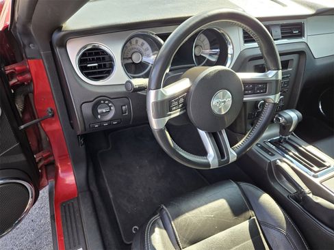 Used 2010 Ford Mustang GT image 24