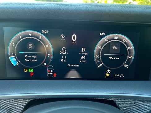 New 2026 Volkswagen Tiguan S image 13