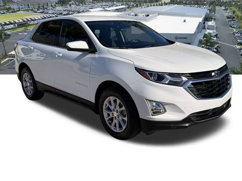 Used 2020 Chevrolet Equinox LT image 2