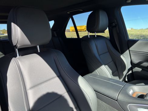 Certified 2025 Mercedes-Benz GLE 450 4MATIC image 35