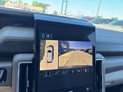 New 2026 GMC Yukon Denali w/ Denali Reserve Package AWD/4WD image 41