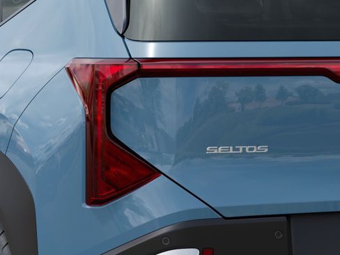 New 2027 Kia Seltos S FWD image 11