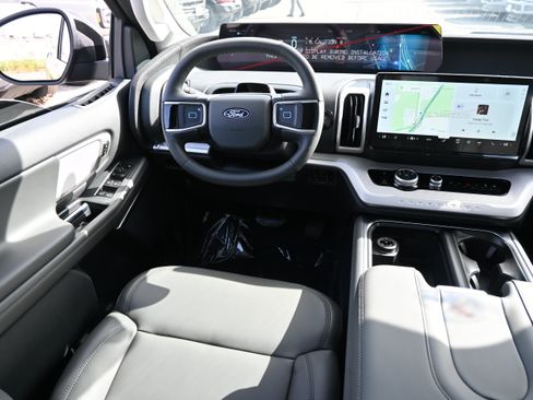 New 2027 Ford Expedition Max Active RWD image 31
