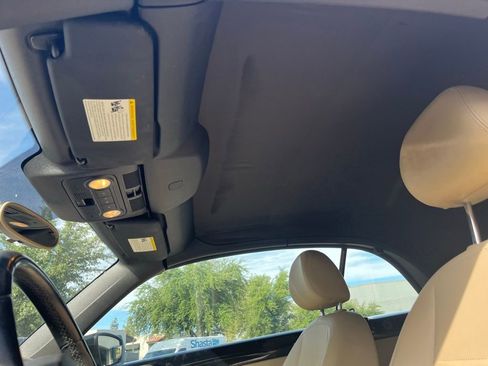 Used 2013 Volkswagen Beetle 2.0T FWD image 9