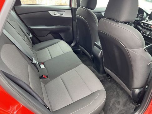 Used 2023 Kia Forte LXS w/ LXS Technology Package FWD image 10