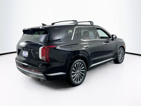 Used 2023 Hyundai Palisade Calligraphy image 5
