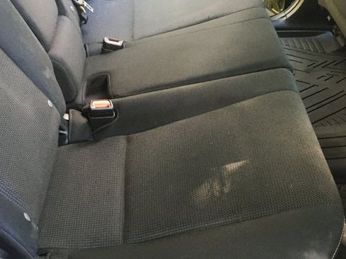 Used 2018 Toyota RAV4 Adventure image 16