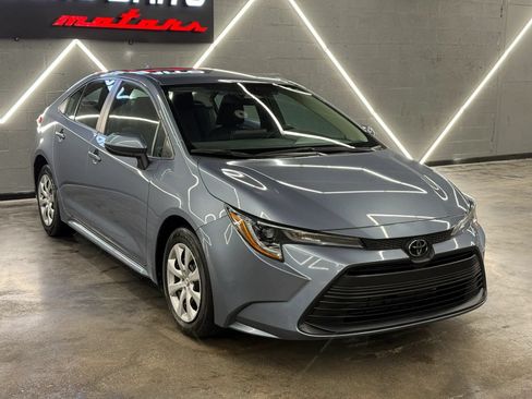 Used 2023 Toyota Corolla LE FWD image 8