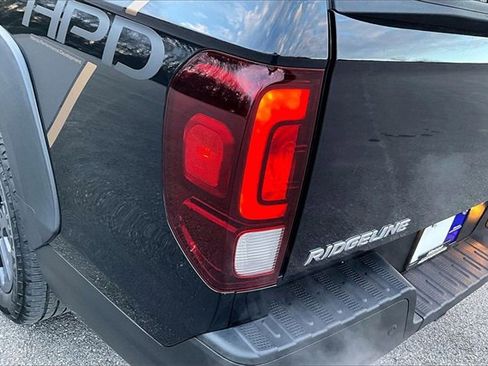 Used 2023 Honda Ridgeline Black Edition image 22